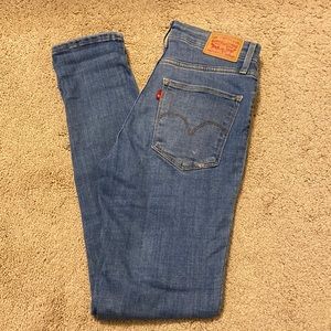 Levi’s high rise skinny jean.